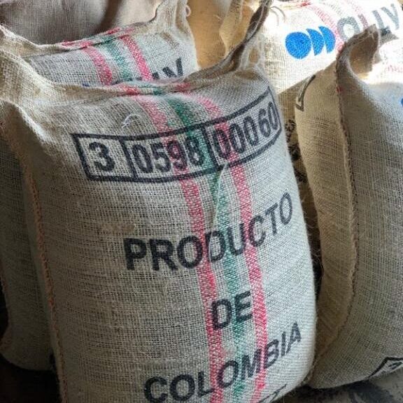 yellow-bird-coffee-beans-from-columbia